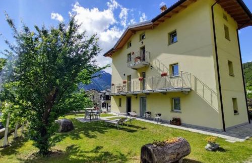Novate Mezzola Apartment | Child-Friendly Apartment Marco: Guest Rated 9.4/10