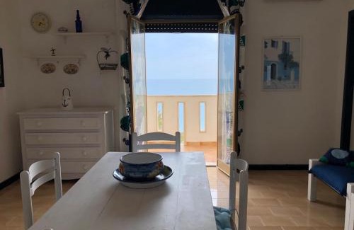 Agrigento Apartment | Oceanfront Apartment Marechiaro in Agrigento