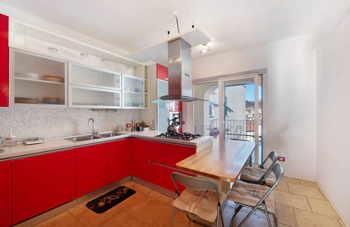 Ovada Apartment | Cozy Apartment 'Maria's Home' with Private Terrace & Kitchen