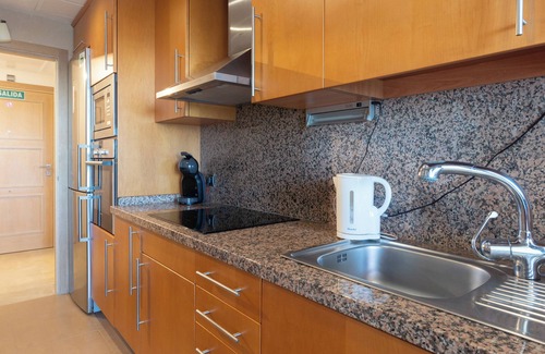 Castillo de Sabinillas Apartment | Sea View Apartment "Marina Castillo 334 Duquesa" with Pool