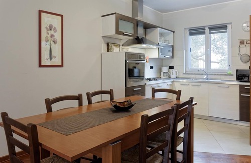 Umag Apartment | Premier Apartment Maritea: 3-Bedroom with Pool & Ocean View