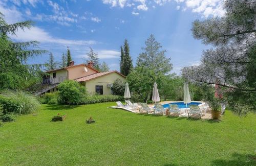 Marceljani Apartment | Cozy Apartment Mariza-2: Pet Friendly with Pool Access