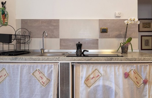 Alghero Apartment | Apartment 'Marmaga' with Sea View, Wi-Fi and Air Conditioning