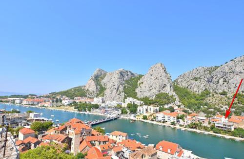 Omis Apartment | Guest Rated: Apartment Mate - Ideal for Families