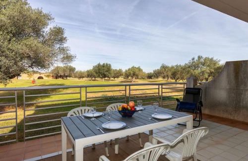 San Jorge Apartment | Family-Friendly Apartment Mateo with Pool Access