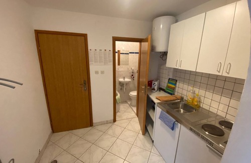 Municipality of Omisalj Apartment | Cozy One-bedroom Apartment Mato – Ideal for Families
