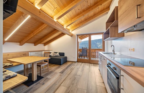 Ultimo Apartment | Mountain View Apartment 'Matscherhof Helena' with Balcony