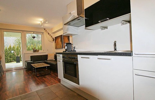 See Apartment | Experience Apartment Matt: Lake View & Spa Retreat