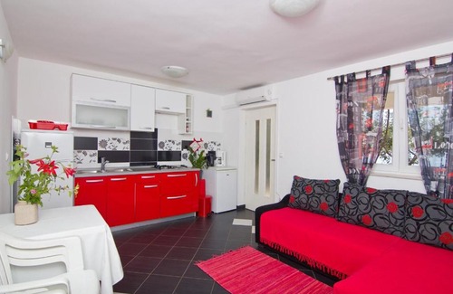 Marusici Apartment | Guest Rated 10/10: Apartment Maya 1 - Child Friendly Escape