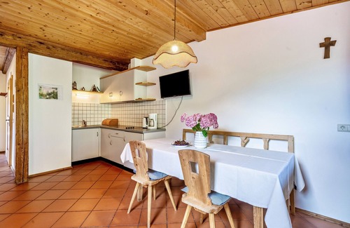San Pancrazio Apartment | Cozy Apartment 'Mayrhof Ahorn': Mountain View & Wi-Fi