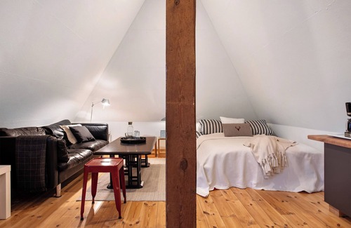Groß Wokern Apartment | Inviting Apartment "McIntosh" with Private Garden & Wi-Fi