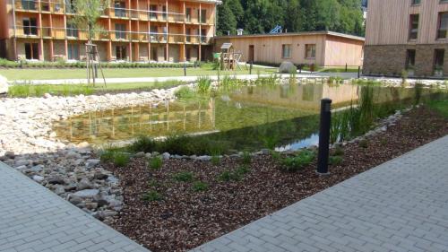 Spindleruv Mlyn Apartment | Exceptional Apartment Medvědín 92: Pet-Friendly Retreat