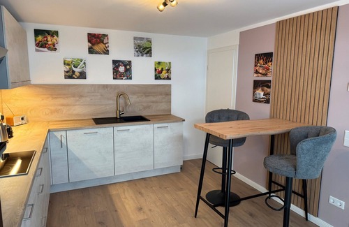 Wolpinghausen Apartment | Apartment 'Meer' with Lake View, Private Terrace and Wi-Fi