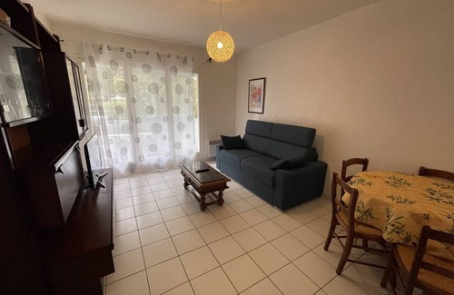 La Faviere Apartment | Cozy 2-Room Apartment Perfect for Families with Kids