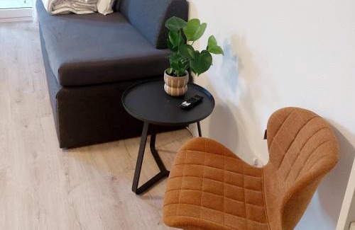 Metzingen Apartment | Highly Rated Business Apartment in Metzingen Wilhelmstraße