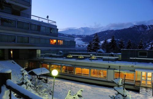 Marilleva Apartment | Relaxing Apartment Mezzana Trento with Pool & Hot Tub