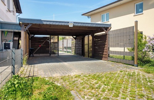 Zempin Apartment | Beautiful Apartment 'Mien Lüttes Glück' with Garden & Wi-Fi