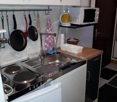 Donji Grad Apartment | Family-Friendly Apartment in Milan's Historic Old Town