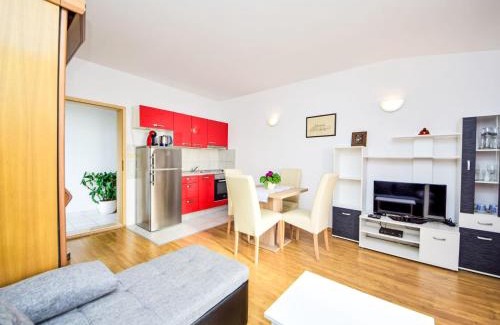Moca Apartment | Family-Friendly Apartment Mira-2 with Top Guest Ratings