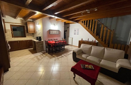 Pellio Inferiore Apartment | Apartment 'Mirko E Ale' with Mountain View and Balcony