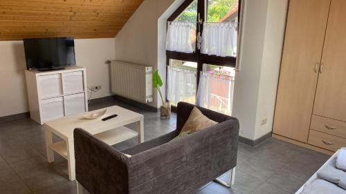 Miltenberg House | Oceanfront Relaxation at Gästehaus Steinmann Retreat