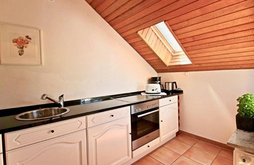 Ueberlingen Apartment | Apartment 'Mit Seeblick' with Lake View, Balcony and Wi-Fi