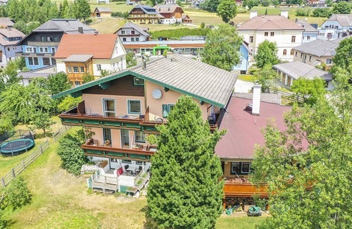 Mariapfarr Apartment | Cozy Apartment "Mitterberg" with Spa & Breakfast Included