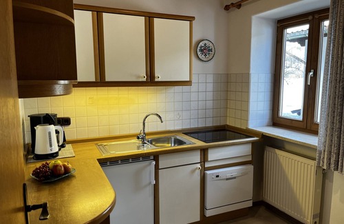 Grashof Apartment | Pet-Friendly Apartment Mittersee with Balcony & Kitchen