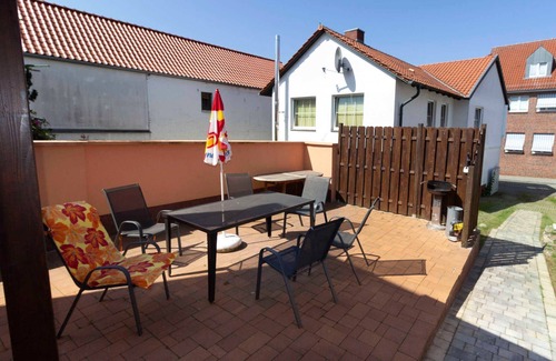 Bergen auf Ruegen Apartment | Ocean View Apartment Monima - Family-Friendly Retreat