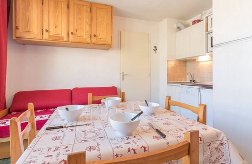 Montgenevre Apartment | Cozy Apartment Montgenèvre with Spa & Pet-Friendly Options