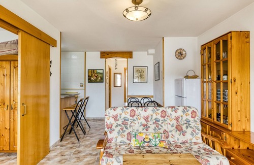 L'Escala Apartment | Relax at Apartment 'Montgo' with Pool and Mountain Views