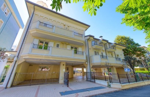 Viserbella Apartment | Seaside Retreat: Apartment N. 4 with Balcony & Ocean View