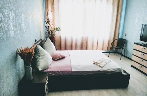 Voronezh Apartment | Accessible Apartment na Patriotov 50b with Great Reviews