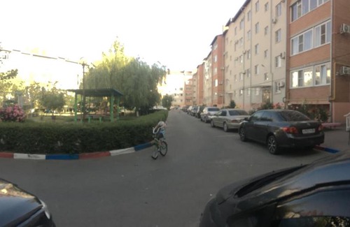 Yeysk Apartment | Cozy Apartment Na Pushkina with Breakfast Included