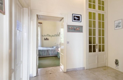 Brunate Apartment | Apartment "Narciso in Villa Marchello" with Balcony & Wi-Fi