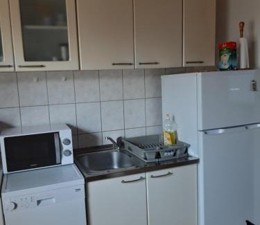Zagreb Apartment | Guest Favorite: Apartment NATUR with Breakfast & Pet Perks