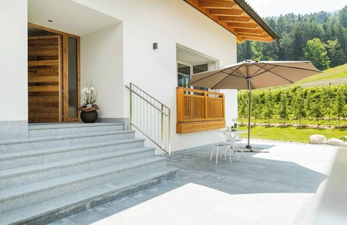 Gudon Apartment | Inviting Natur Suite Edelweisshof Ferdi with Mountain Views