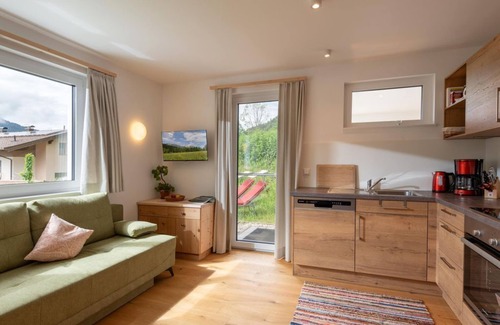 Soell Apartment | Cozy Ocean View Apartment Naturbunt for Family Getaways