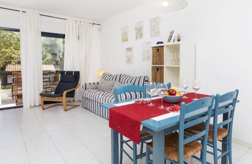 Pals Apartment | Bright Oceanfront Retreat at Apartment Nautic Golf II A