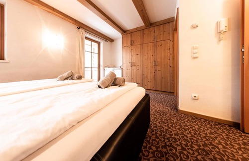 Oberndorf in Tirol Apartment | Cozy Apartment Neuhäusl - Family-Friendly Studio Retreat