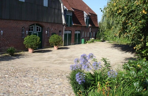 Bruggerholz Apartment | Serene Apartment Near Kiel with Ocean View and Pool