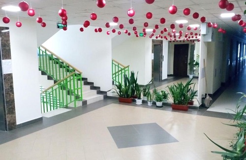 Dzerzhyns'kyi District Apartment | Cozy Apartment Near Alekseevskaya - Guest Rated 9/10