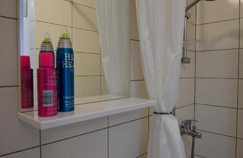 Dzerzhyns'kyi District Apartment | Cozy Apartment Near Alekseevskaya - Guest Rated 9/10