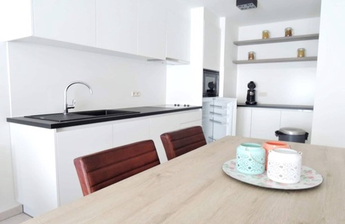 Middelkerke Apartment | Apartment near Epernayplein, Family-Friendly Stay