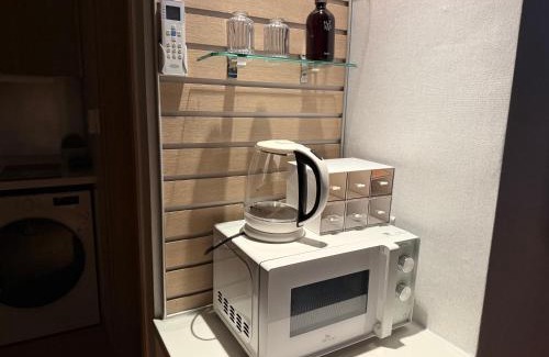 Seocho-dong Apartment | Apartment near Gangnam and Nambu bus Terminal Queen size bed
