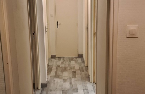 Guingamp Apartment | Prime Apartment Near Guingamp Station - 10/10 Rated Stay