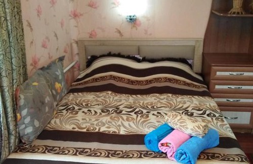 Smolensk Apartment | Pet-Friendly Apartment Steps from Lopatinsky Garden