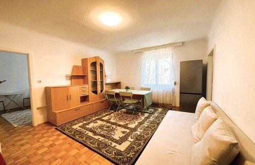 Meidling Apartment | Apartment near Schönbrunn Palace Vienna