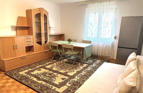 Meidling Apartment | Apartment near Schönbrunn Palace Vienna