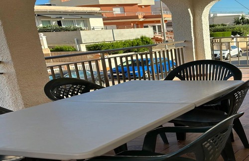 Oliva Apartment | Apartment near Sea Beach and Vibrant Center